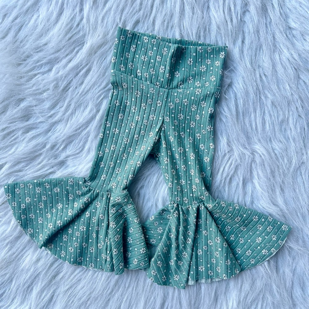 Floral bell bottoms 0/3 months